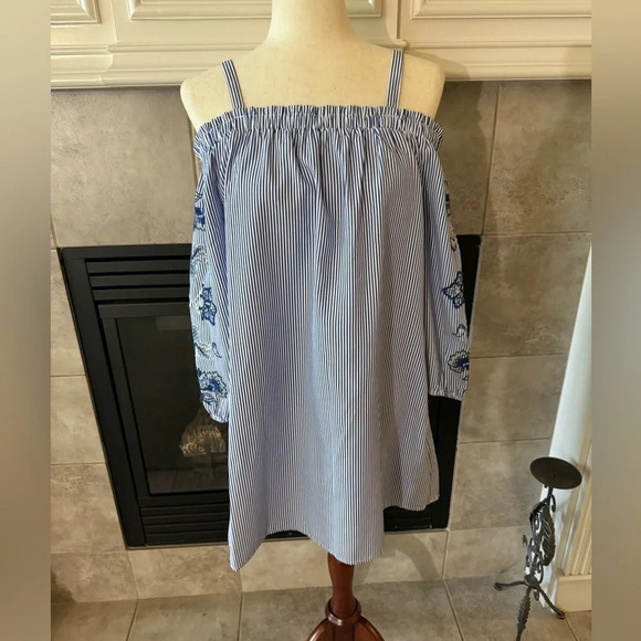 As U Wish NWT Women’s Dress Off theShoulder Blue White Stripe Embroidered- M - Picture 1 of 9